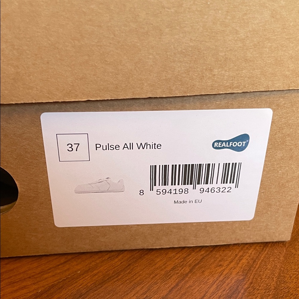 Realfoot Barefoot Shoes - Picture 3 of 4